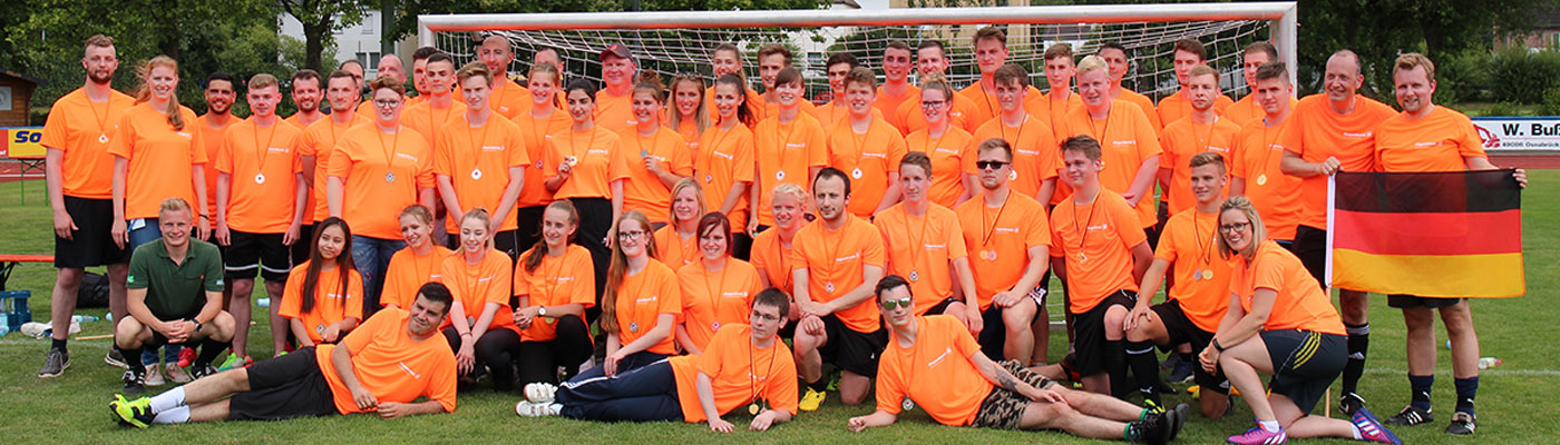 Azubi-Fußballturnier Auszubildende aus den verschiedenen Niederlassungen nehmen am Azubi-Fußballturnier von Piepenbrock teil.
