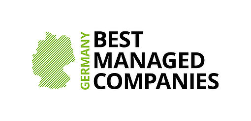 Arnulf und Olaf Piepenbrock freuen sich über die Auszeichnung mit dem „Axia Best Managed Companies Award“.